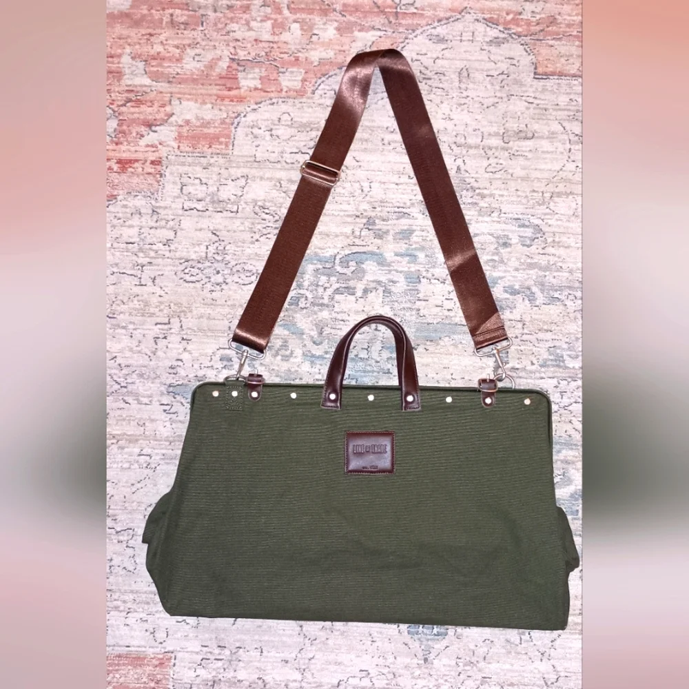 Line of Trade Weekend olive Green Canvas Men's Weekend Bag